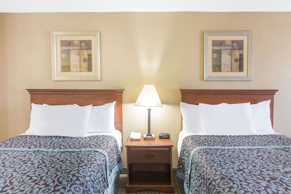 Days Inn by Wyndham Ripley - photo 7