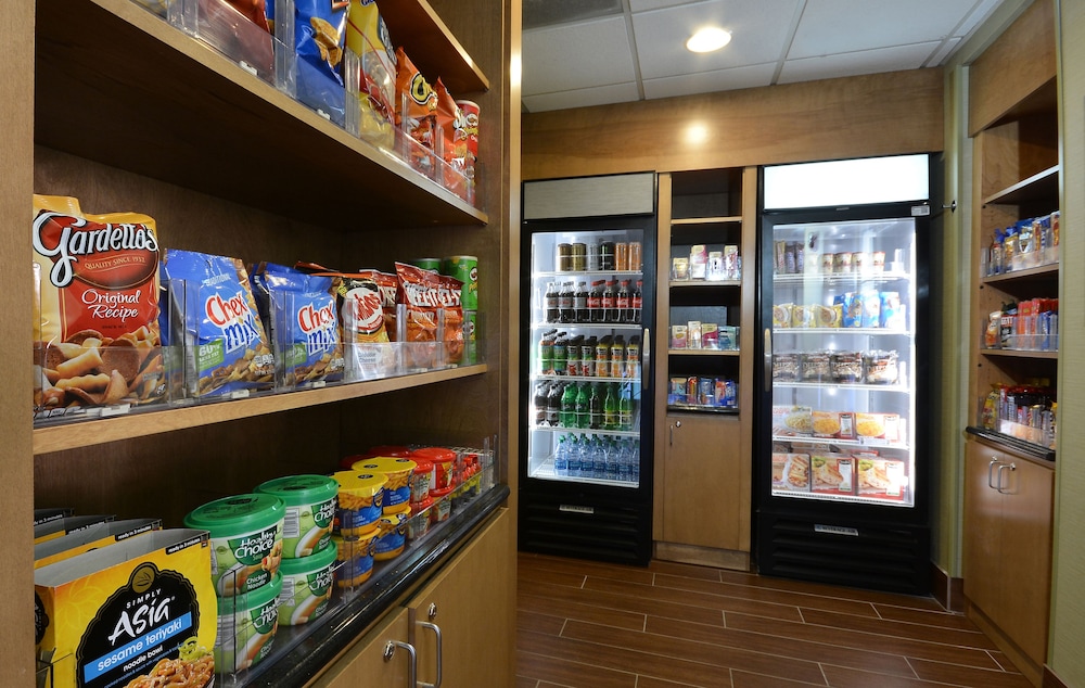 Holiday Inn Express Hotel & Suites High Point South by IHG - photo 24