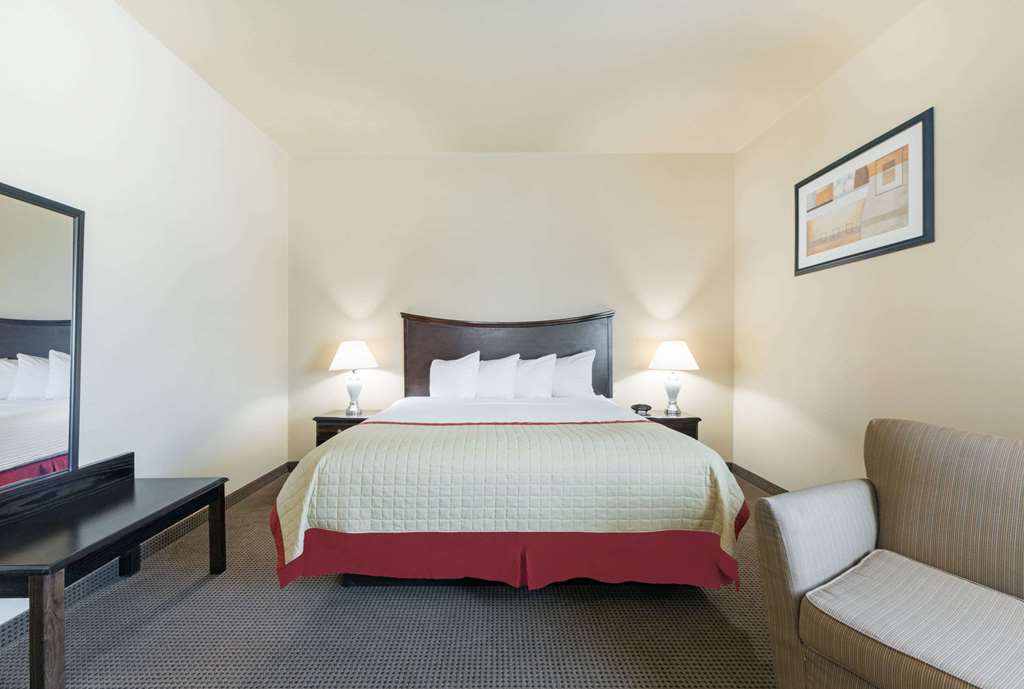 Baymont by Wyndham Perryton - photo 10
