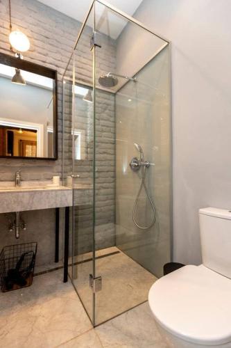 Stylish 1BR apt Close to Rustaveli Avenue