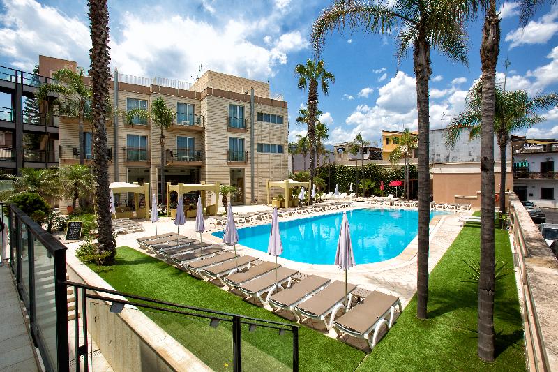 Grand Hotel Yachting Palace in Riposto, Italy