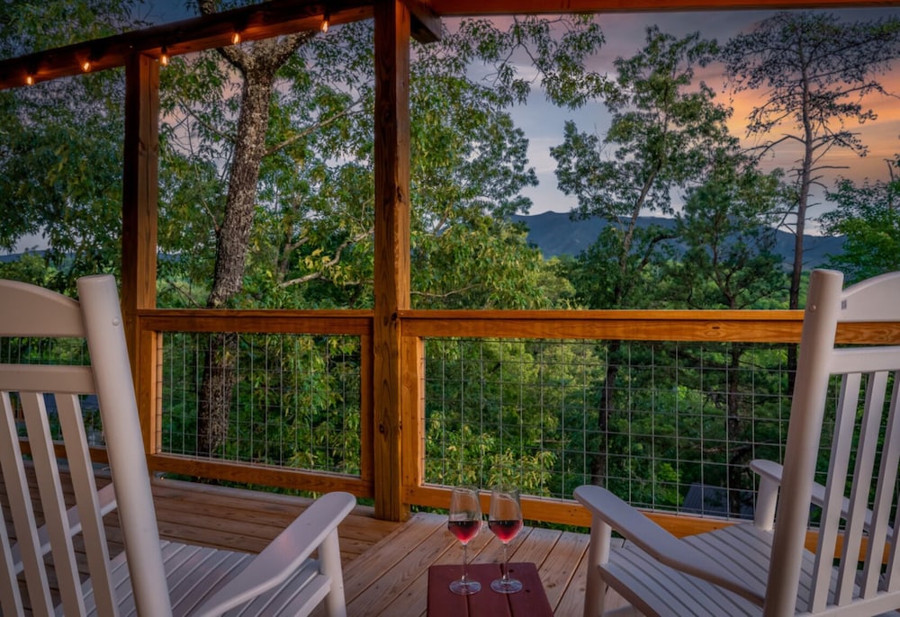 Sweet Escape By Ghosal Luxury Lodging - photo 82