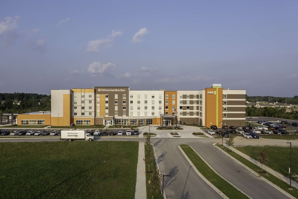Home2 Suites by Hilton Fort Wayne North - photo 21