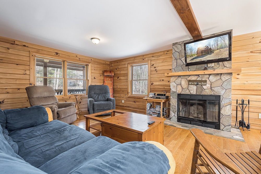 Crazy Idea - carbon neutral hotel in Swanton