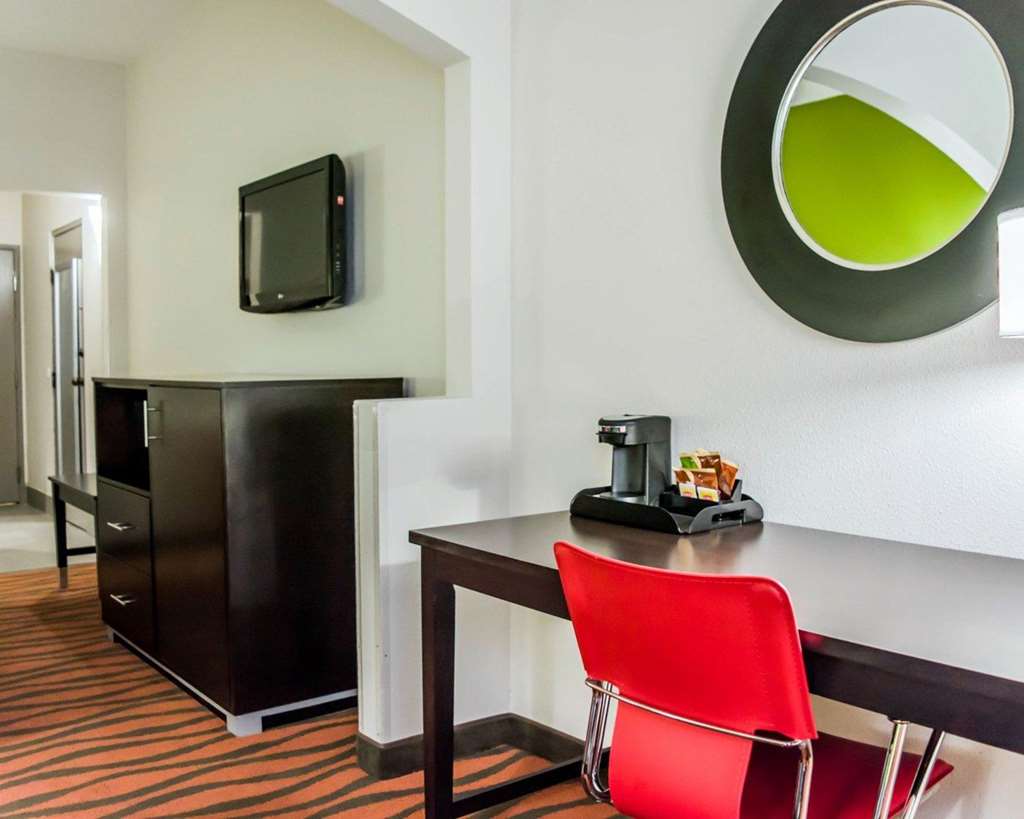Quality Suites Fort Myers I 75 - photo 22