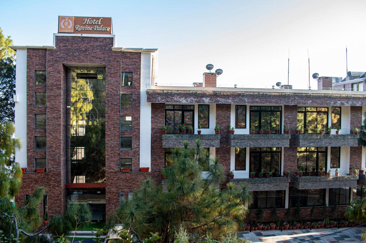 Hotel Ravine Palace in Lansdowne, India