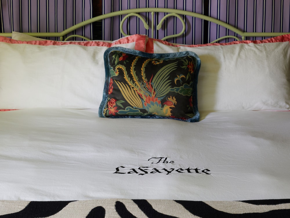 The Lafayette Hotel Swim Club & Bungalows - photo 10