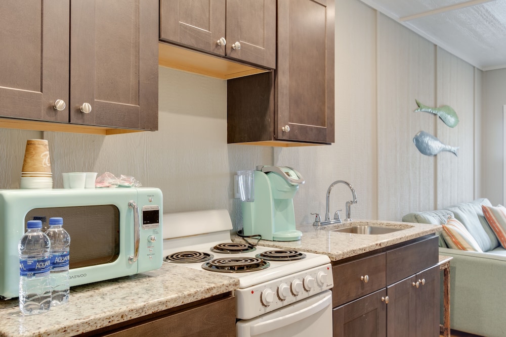 See Sea Motel - photo 51