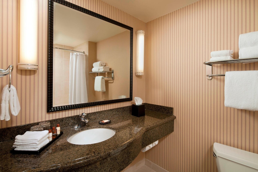 Sheraton Sonoma Wine Country Petaluma - photo 36