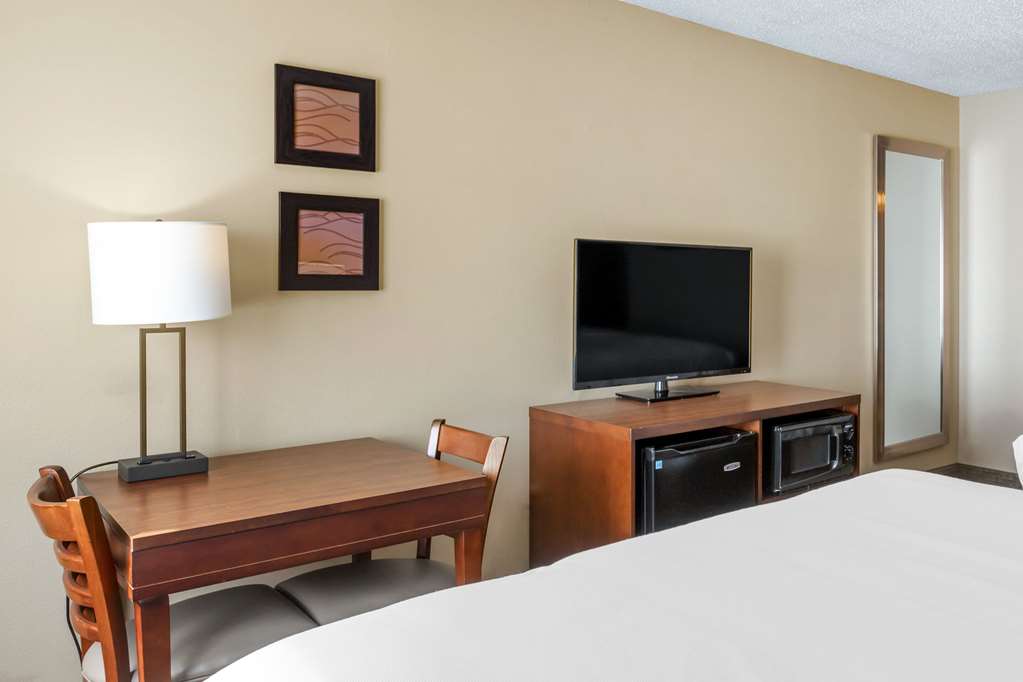 Comfort Inn Sault Sainte Marie - photo 13