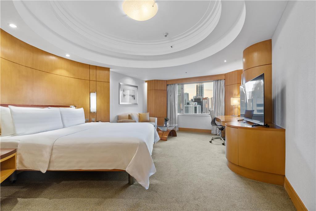 Makati Shangri La Manila in Makati City, Philippines