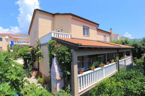 Holiday house with a parking space Kastel Stafilic Kastela 21506 — 4-Star Luxury Hotel in Kastel Novi, Croatia