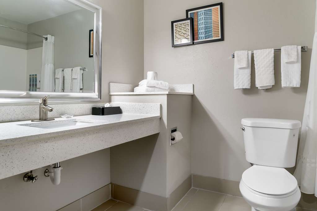 Best Western Clare Hotel - photo 21