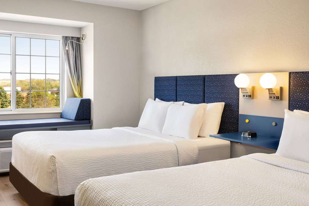 Microtel Inn & Suites by Wyndham New Ulm - photo 16