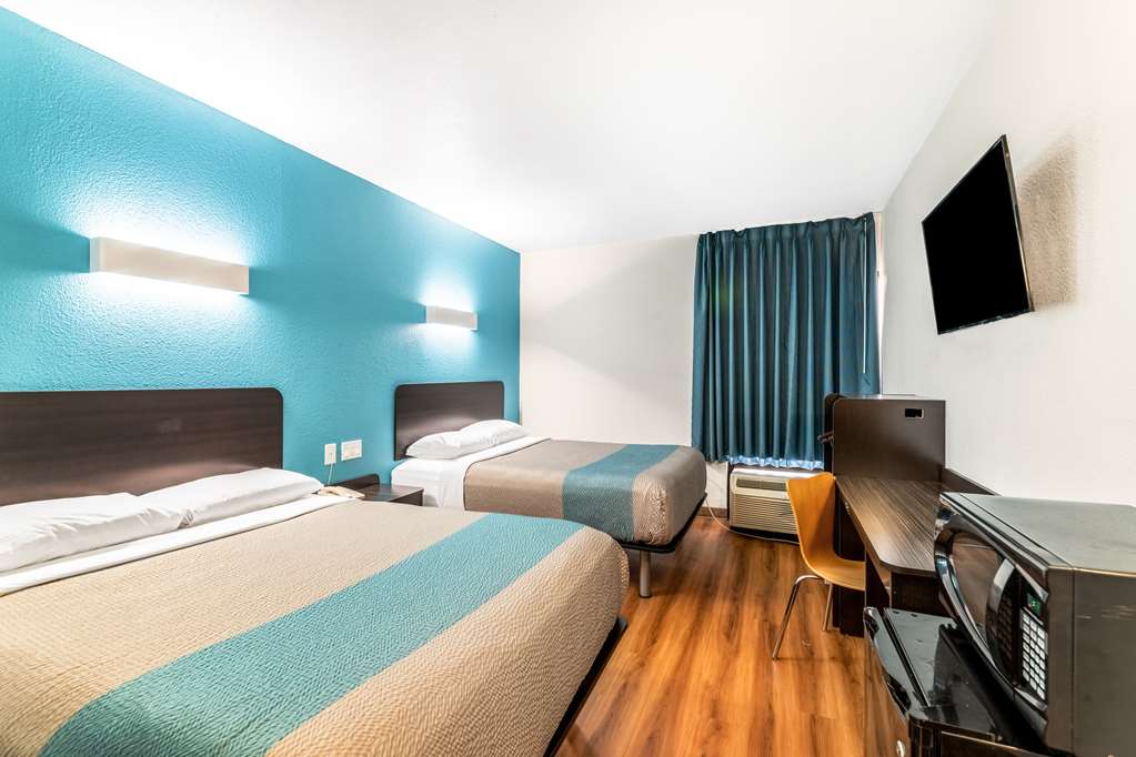 Motel 6 Lewisville TX Medical City - photo 13