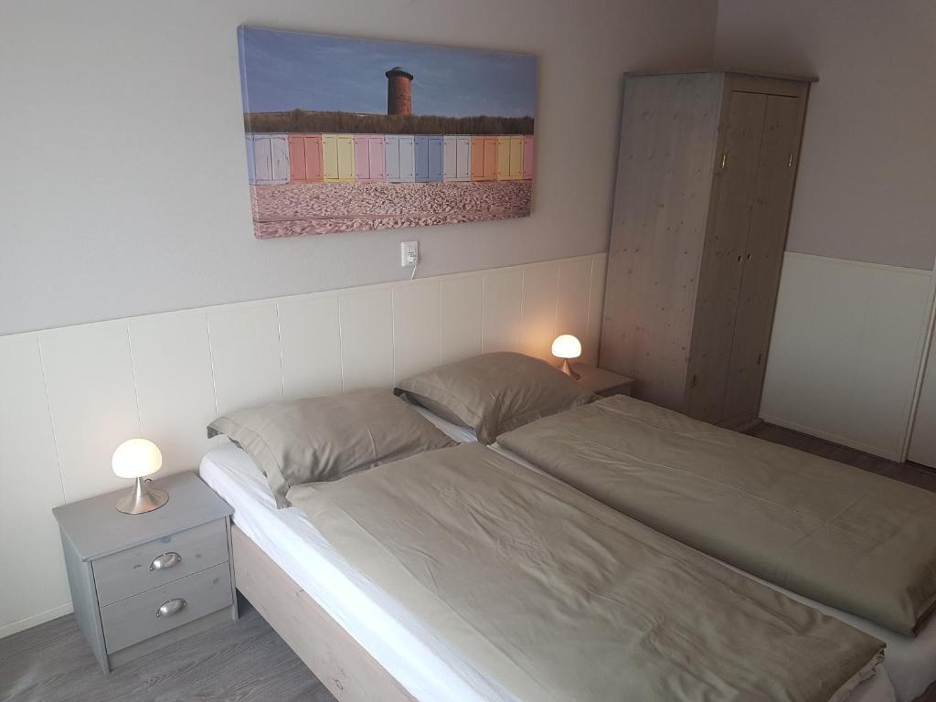 Appartement met inpandig balkon 150 meter verwijderd van strand en centrum — 4-Star Luxury Hotel in Zoutelande, Netherlands
