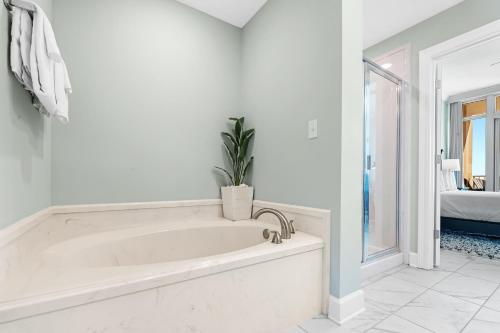 Phoenix Gulf Towers 2207 condo - photo 27
