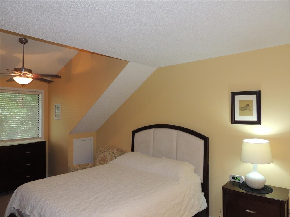 Kingston Residences Resort 1 and 2 Bedroom Villas - photo 8
