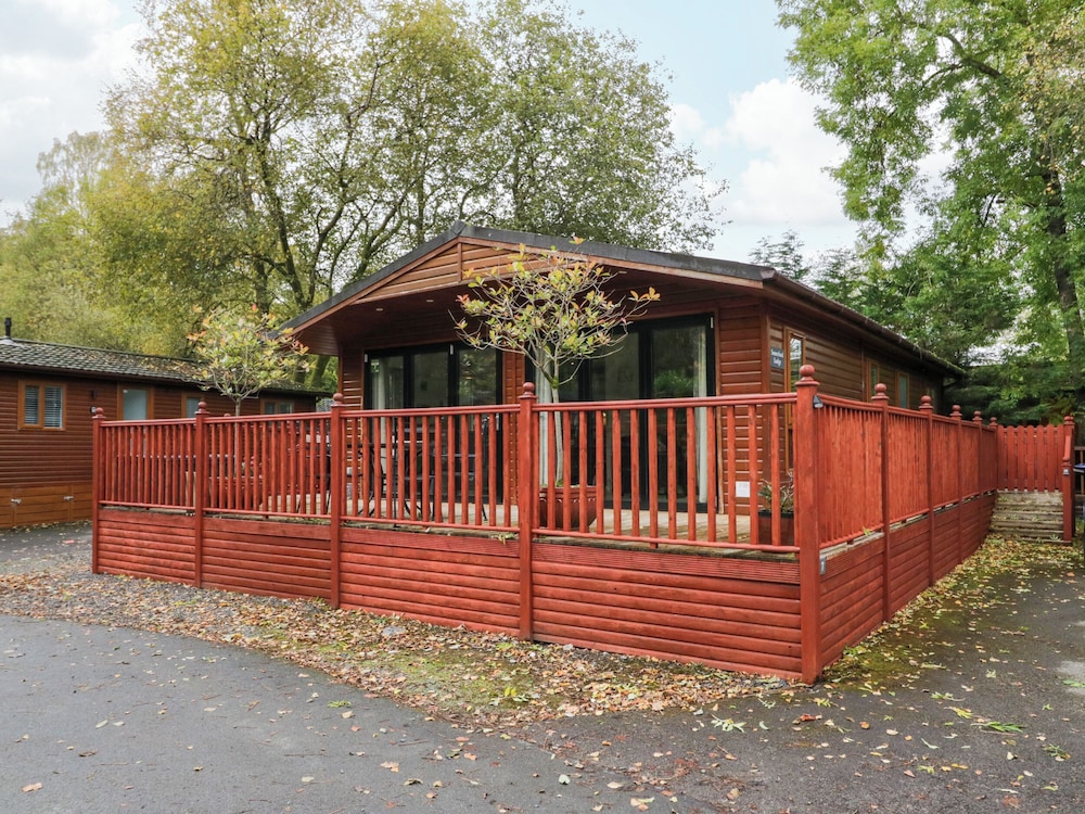 Somerford Lodge — 4-Star Luxury Hotel in Windermere, United Kingdom