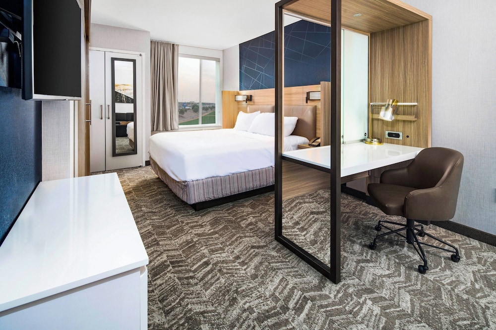 SpringHill Suites by Marriott Phoenix Goodyear - photo 9
