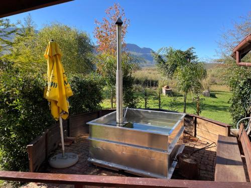 A Log Home at Buffalo Creek — 4-Star Luxury Hotel in Swellendam, South Africa