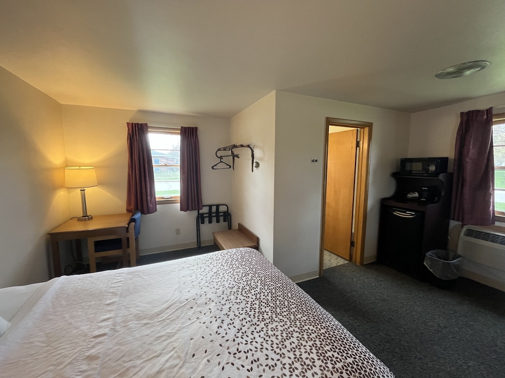 Bay Motel - photo 17