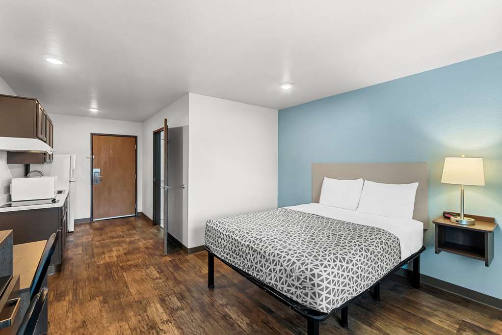WoodSpring Suites Austin North I 35 - photo 15
