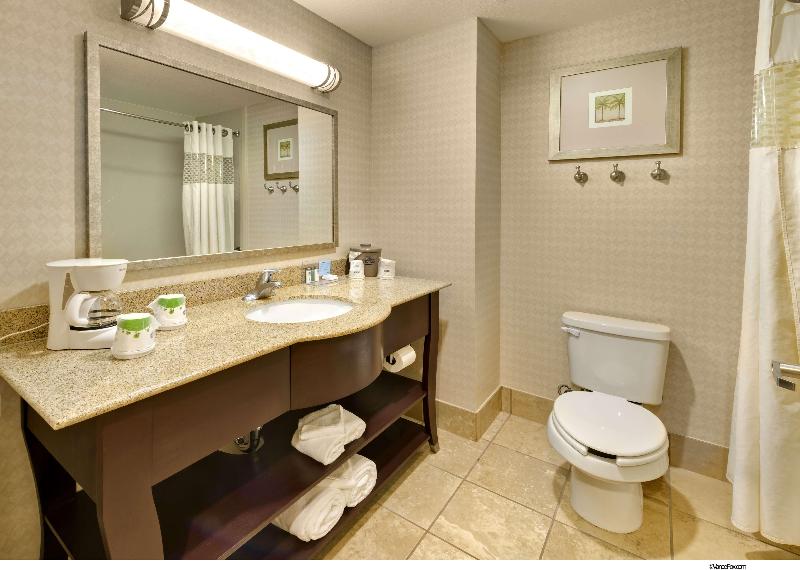 Hampton Inn & Suites Reno - photo 29