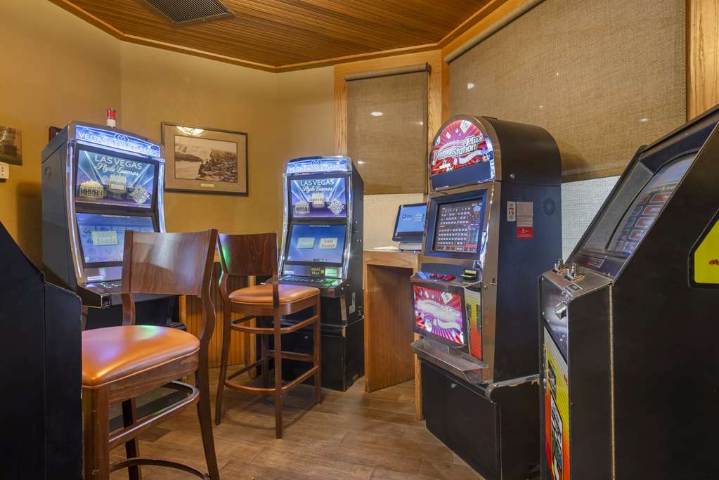 Best Western Plus Ramkota Hotel - photo 42