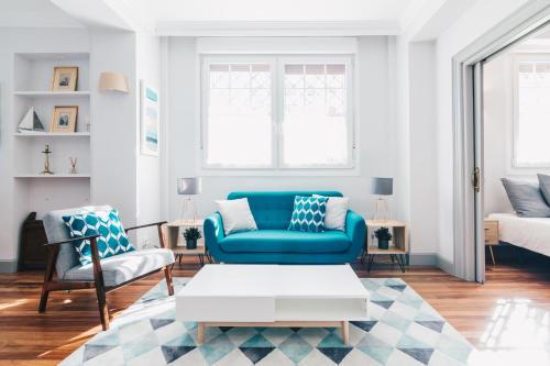 Gran Via Apartment by People Rentals — 4-Star Luxury Hotel in Bilbao, Spain