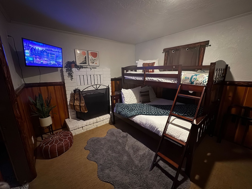 Three Pines Cabins Lodge - photo 43