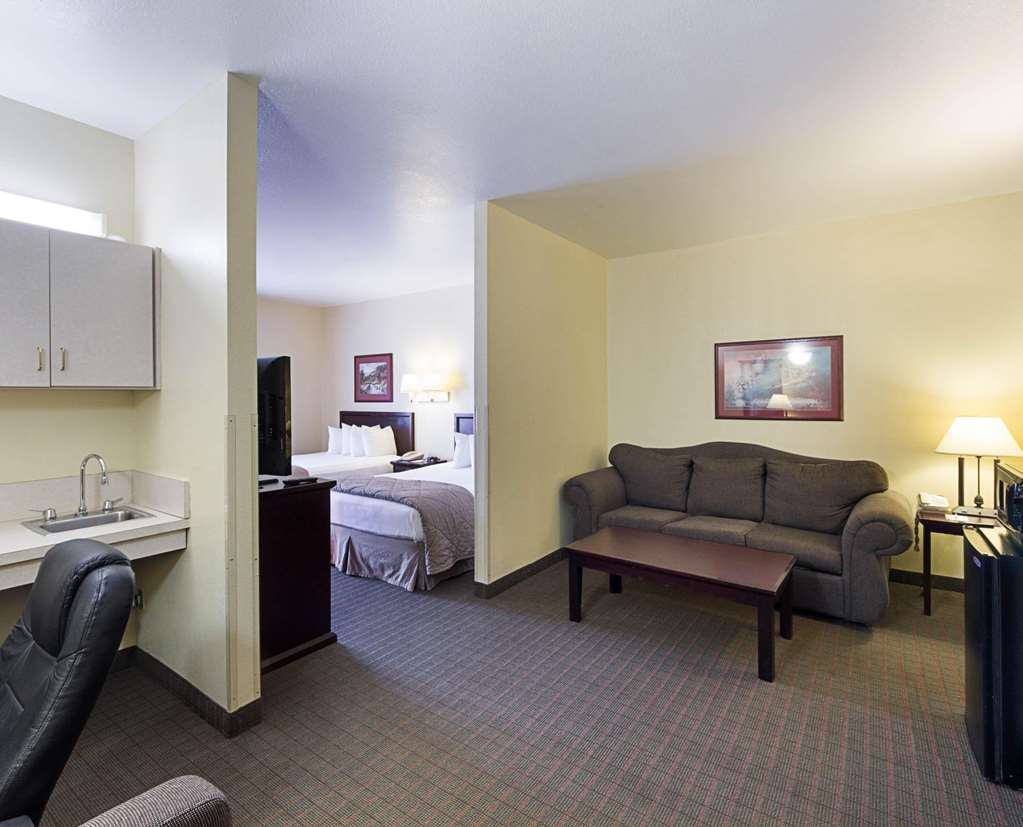 Quality Inn & Suites Kerrville - photo 25