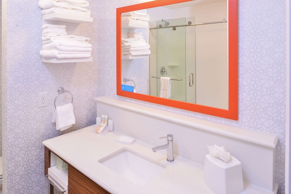 Hampton Inn Lakeville Minneapolis - photo 24