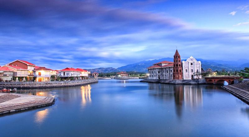 Las Casas Filipinas de Acuzar — Bagac — photo 2