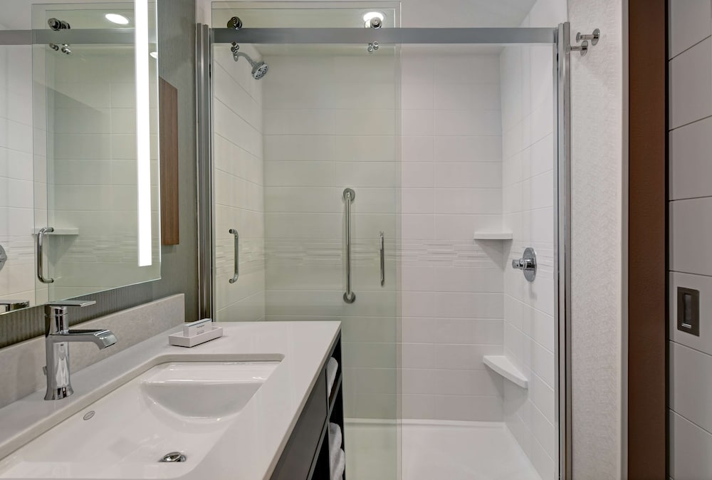 Hilton Garden Inn Madison Huntsville Airport - photo 32