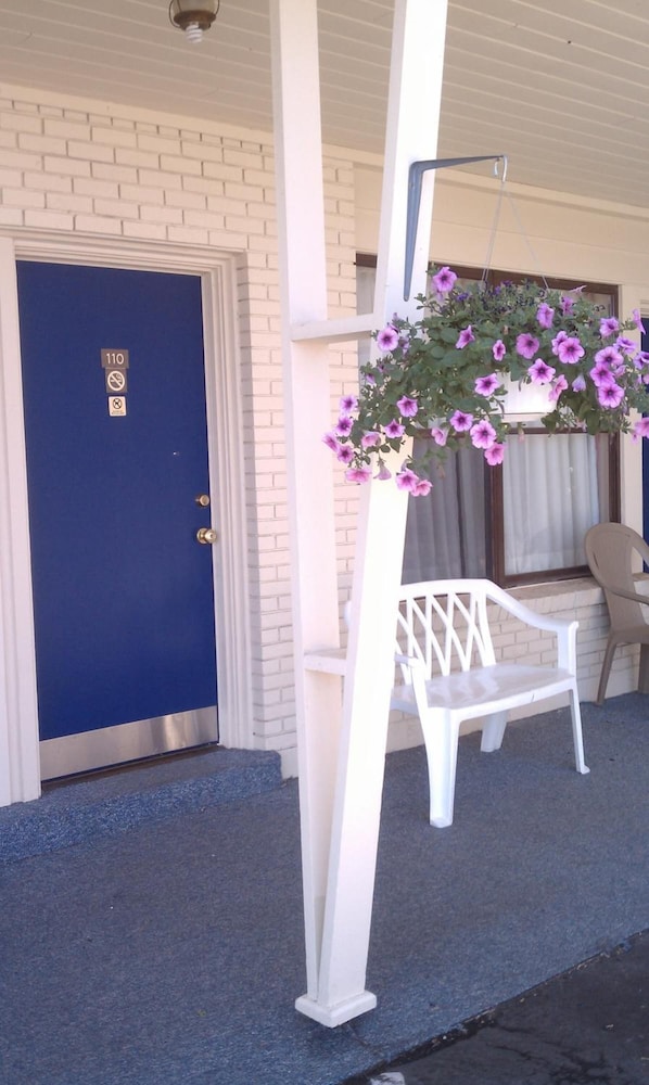 The Monticello Inn - photo 43
