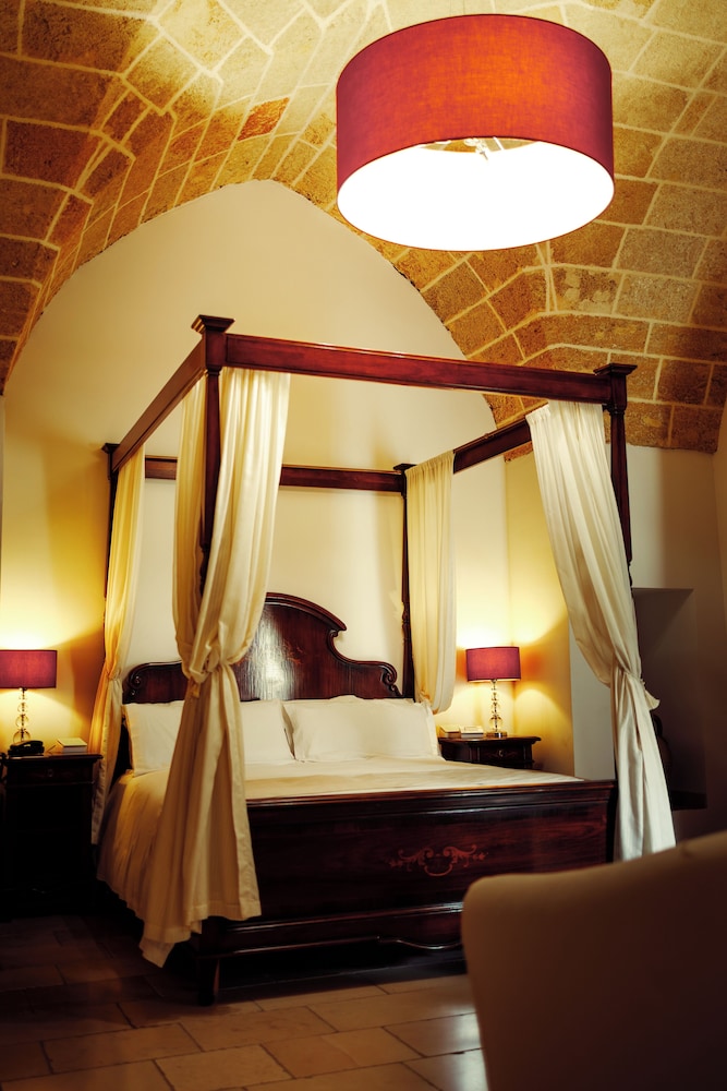 Hotel Vico Regio