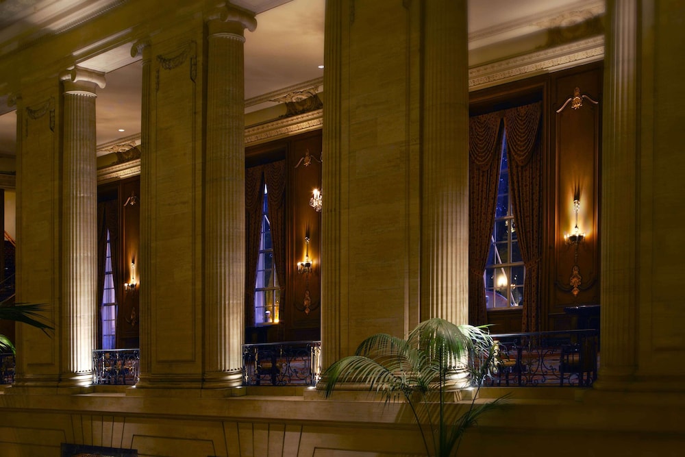 Hilton Chicago - photo 3