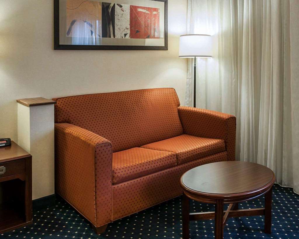 Quality Inn & Suites Goshen - photo 10