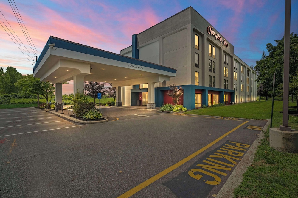 Hampton Inn Ridgefield Park - photo 75