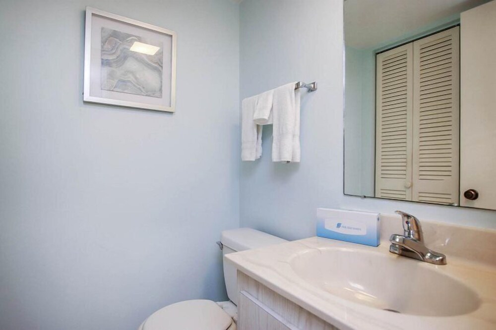 Mariner Pointe 323 - photo 10