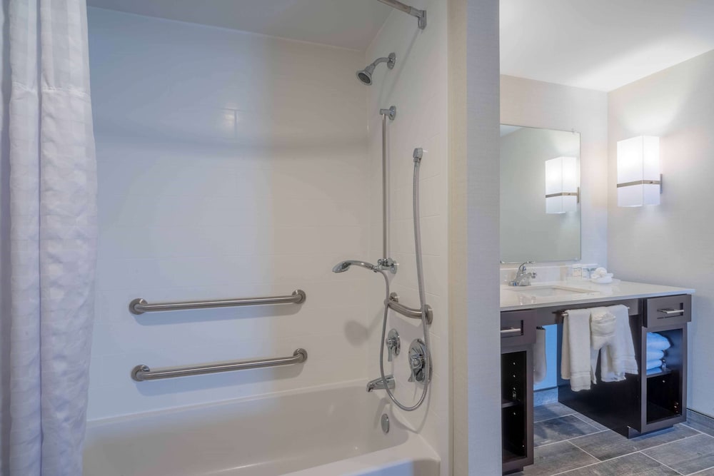 Homewood Suites By Hilton Philadelphia Plymouth Meeting - photo 23