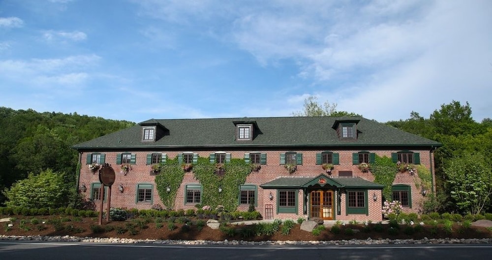 The Beaumont Inn - photo 44