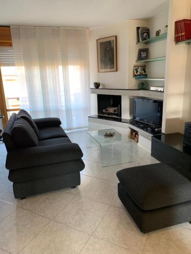 Linda Marina Appartamento — 4-Star Luxury Hotel in Rimini, Italy