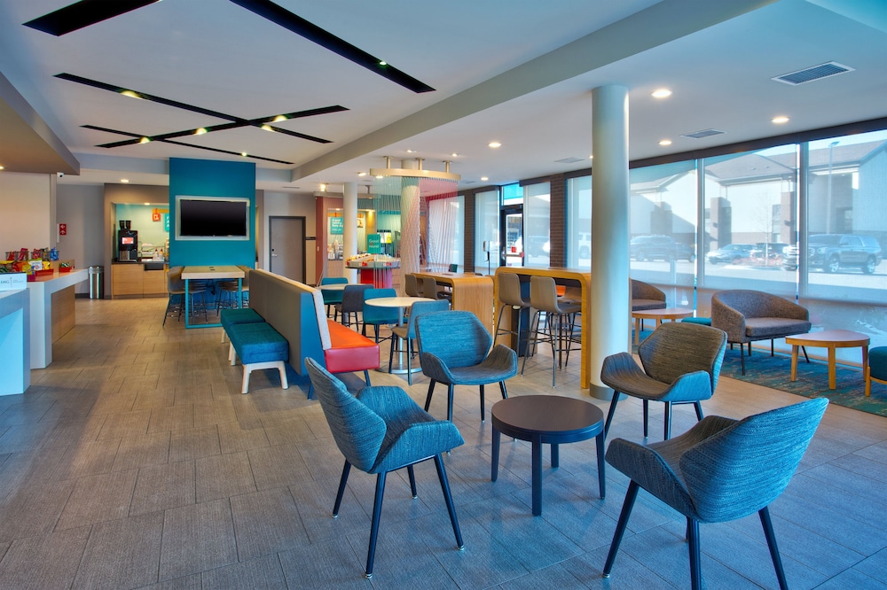avid hotel Detroit Warren by IHG - photo 40