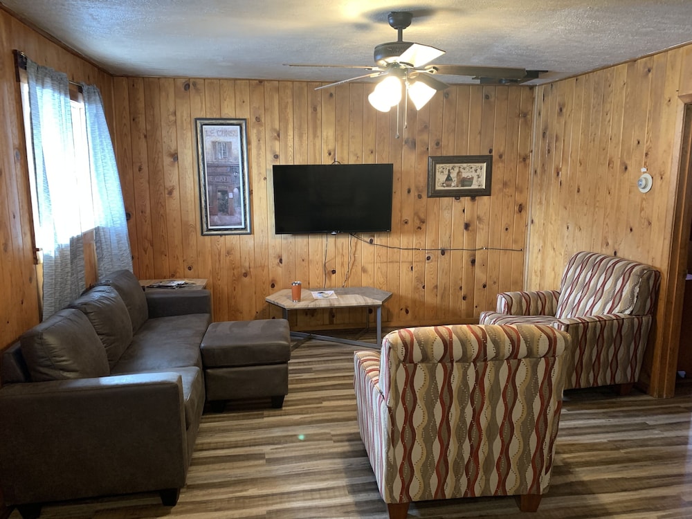 South Fork Lodge & RV Park - photo 18