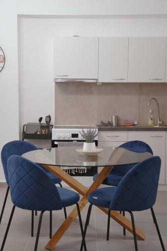 Heart of Athens Stay #6 — 4-Star Luxury Hotel in Athens, Greece