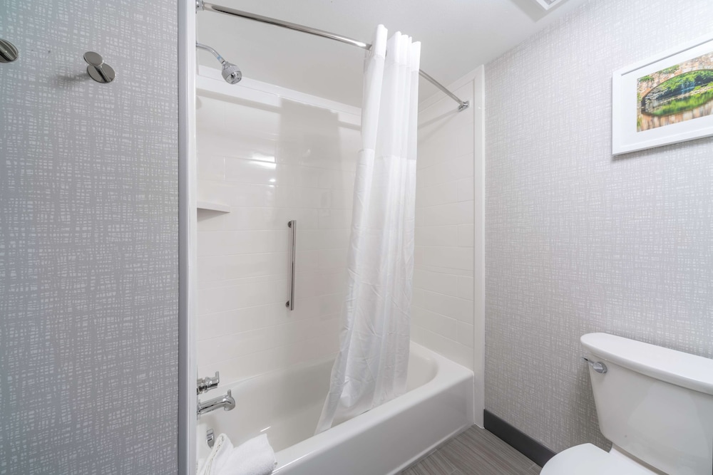 Hampton Inn & Suites Conway - photo 15