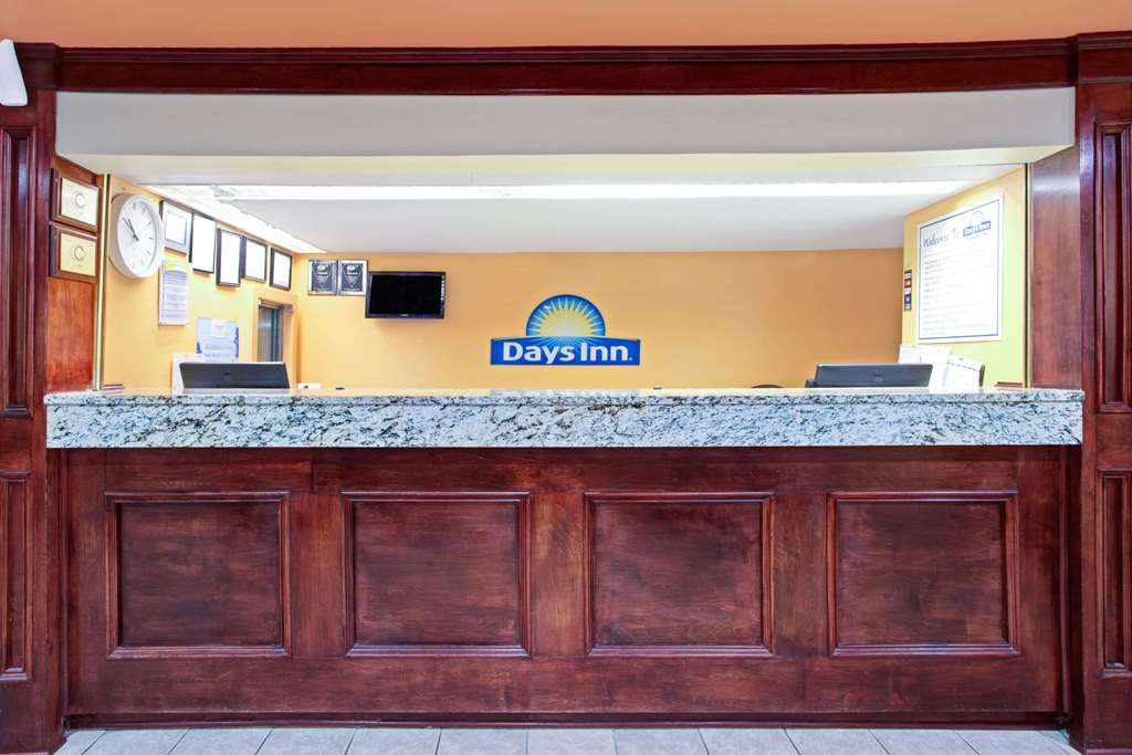 Days Inn by Wyndham Marietta Atlanta Delk Road - photo 4