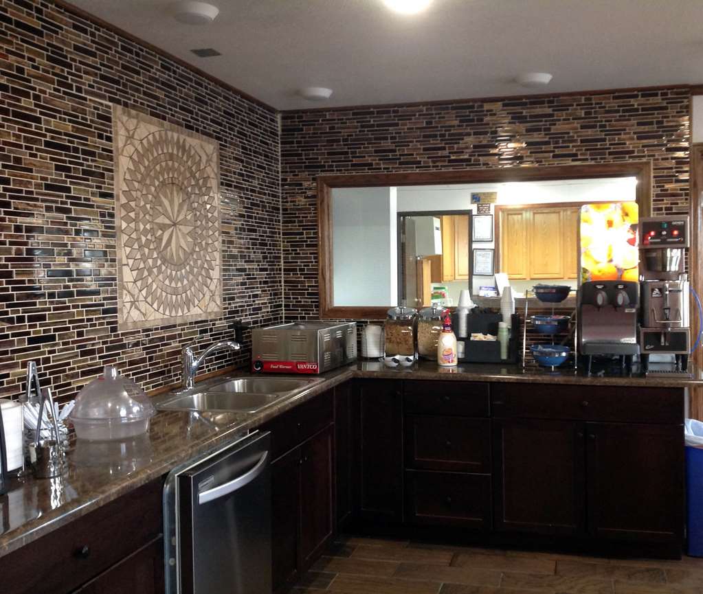 Americas Best Value Inn & Suites Sidney - photo 15